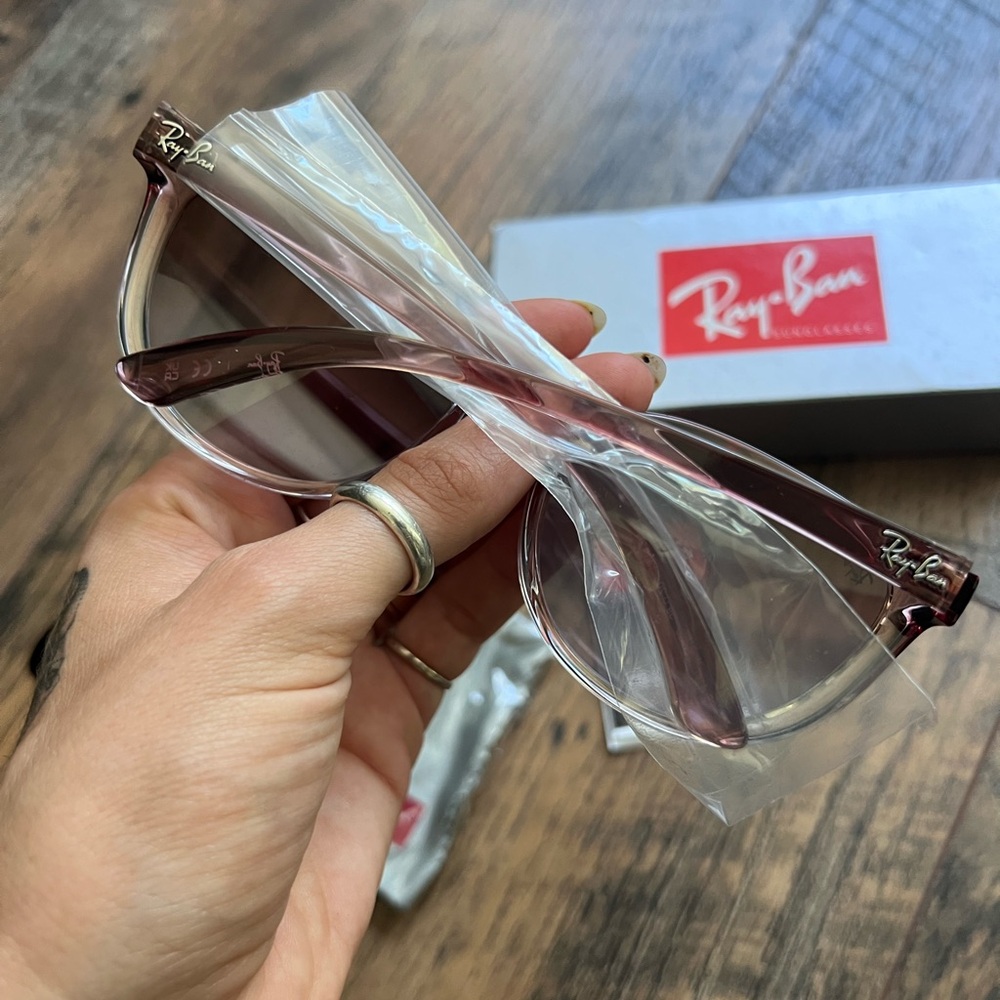 Emma Ray-Ban Sunglasses - Picture 8 of 10